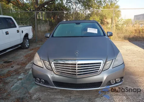 2011 Mercedes-Benz E 350 z USA, uszkodzony, nr VIN WDDHF5GB0BA349362